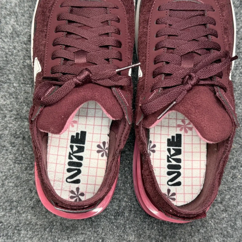 Nike Waffle One‎ SE Athletic Shoes Women's 10.5 Burgundy Crush Retro Run Running